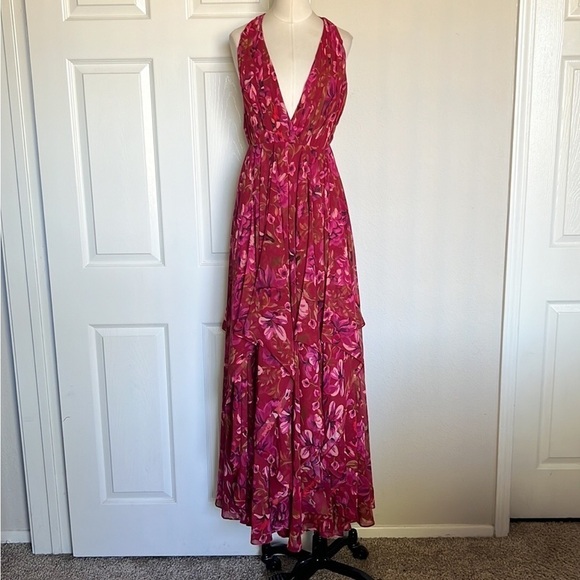 Fame and Partners The Lana Floral Light Georgette Dress - Picture 3 of 8